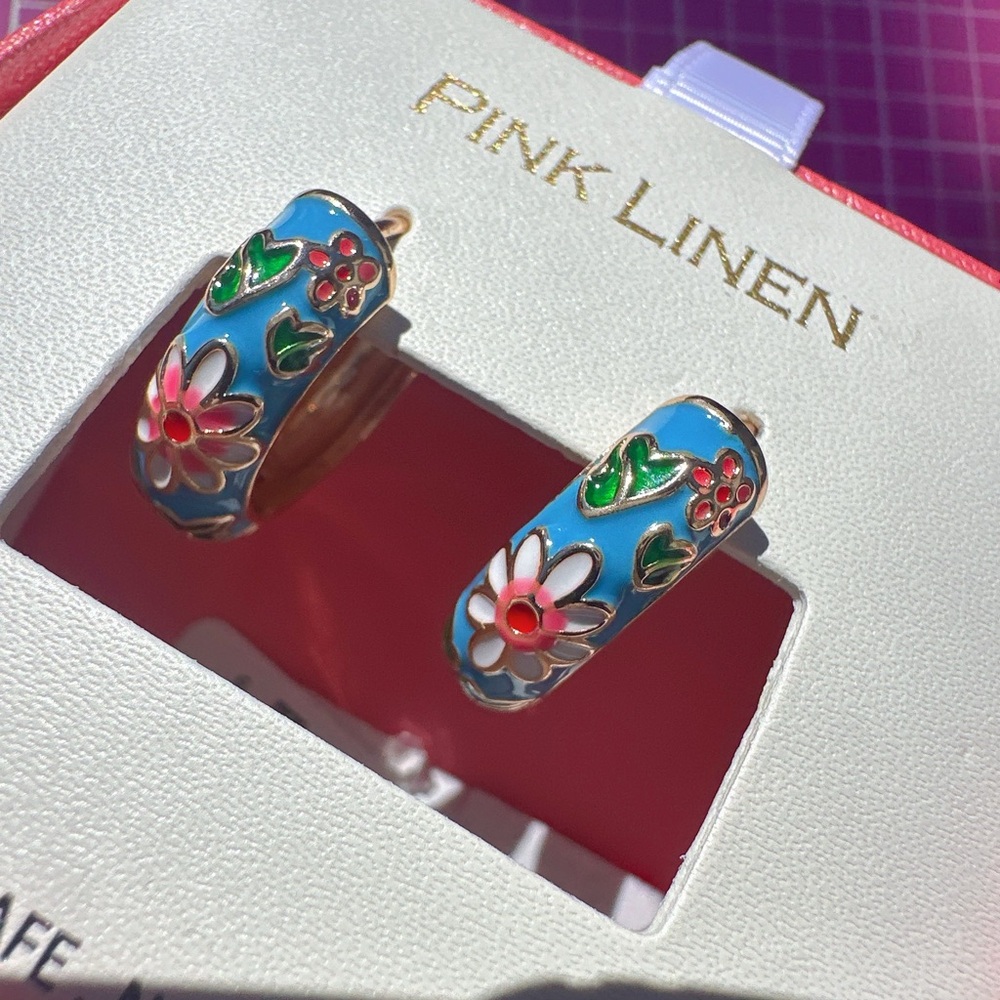 Pink linen clip on earrings blue gold tone flower loop new! no box!